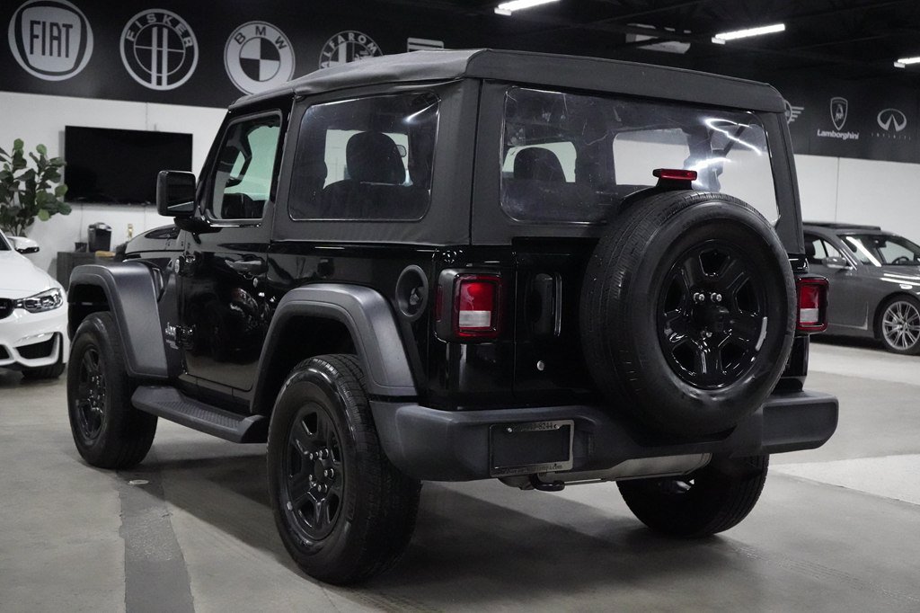 Used 2020 Jeep Wrangler Sport AWD/4WD image 3