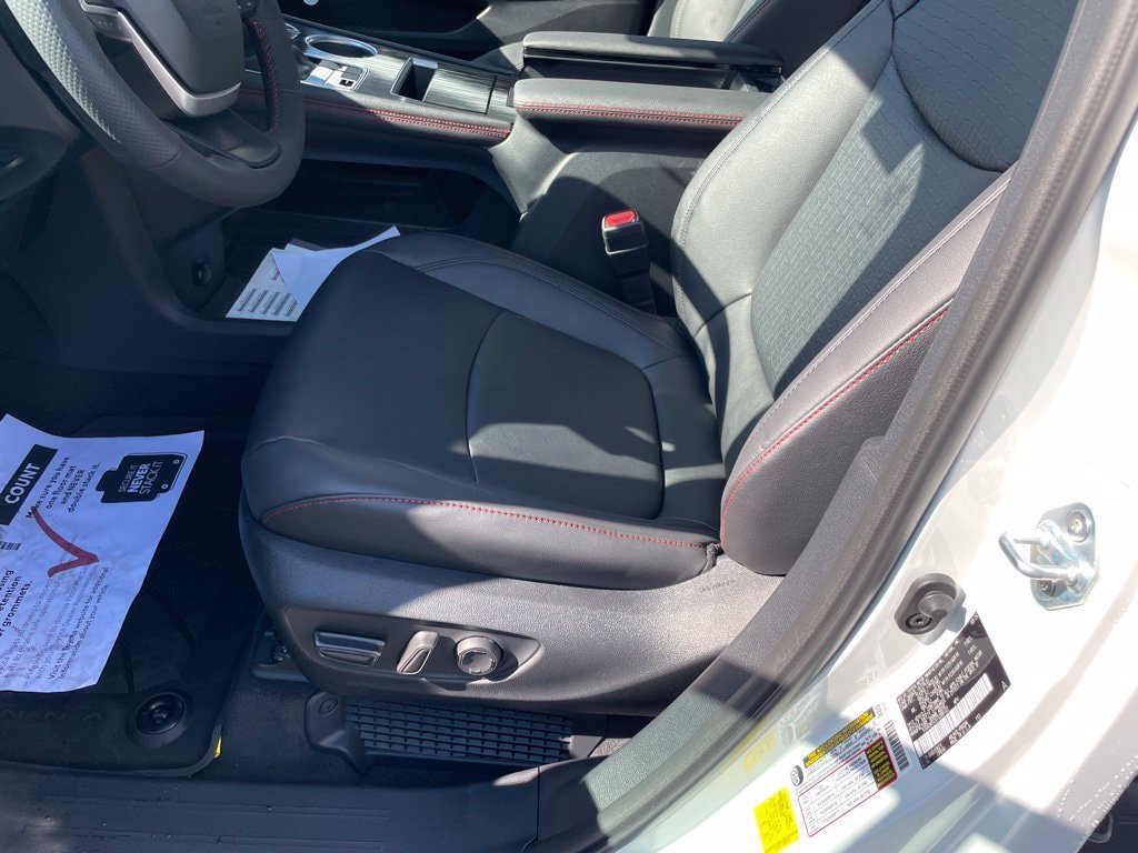 New 2026 Toyota Sienna XSE AWD/4WD image 11