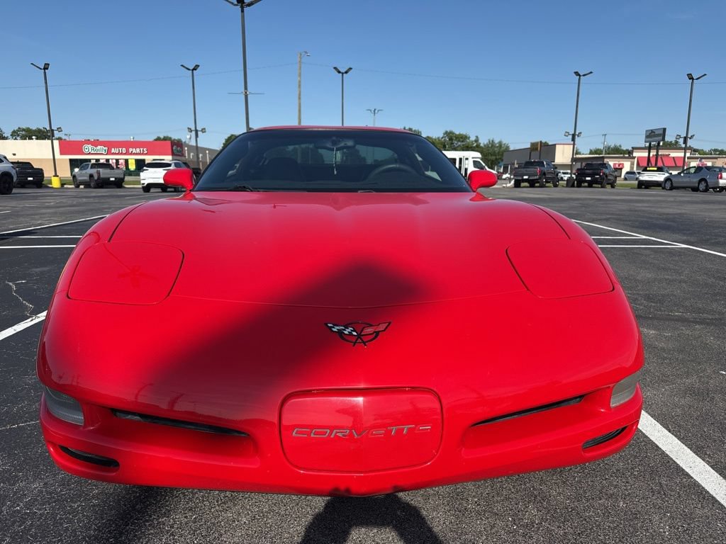 Used 2004 Chevrolet Corvette Coupe w/ Preferred Equipment Group RWD image 14