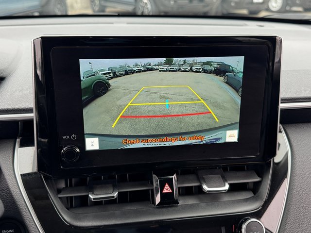 Used 2024 Toyota Corolla Cross XLE image 25