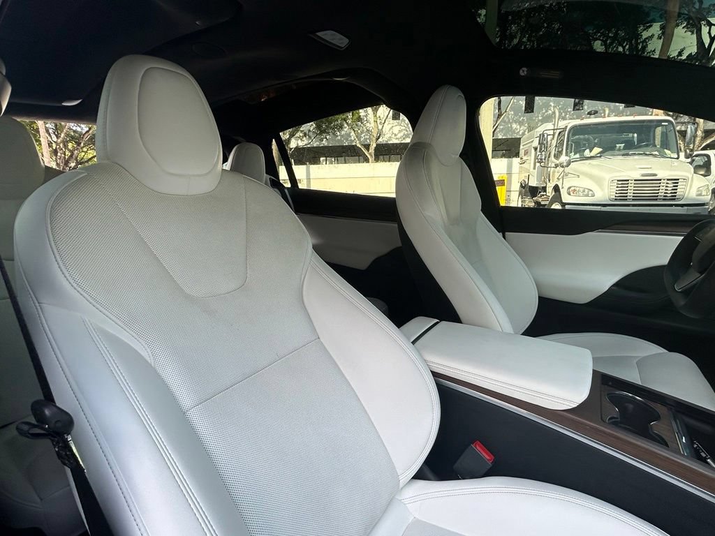 Used 2022 Tesla Model X AWD/4WD image 28