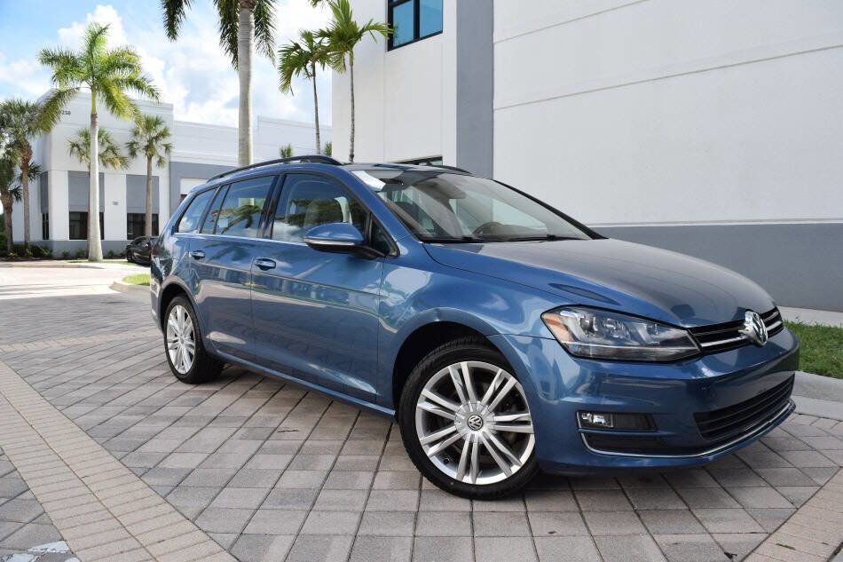Used 2015 Volkswagen Golf TDI SE w/ Lighting Package