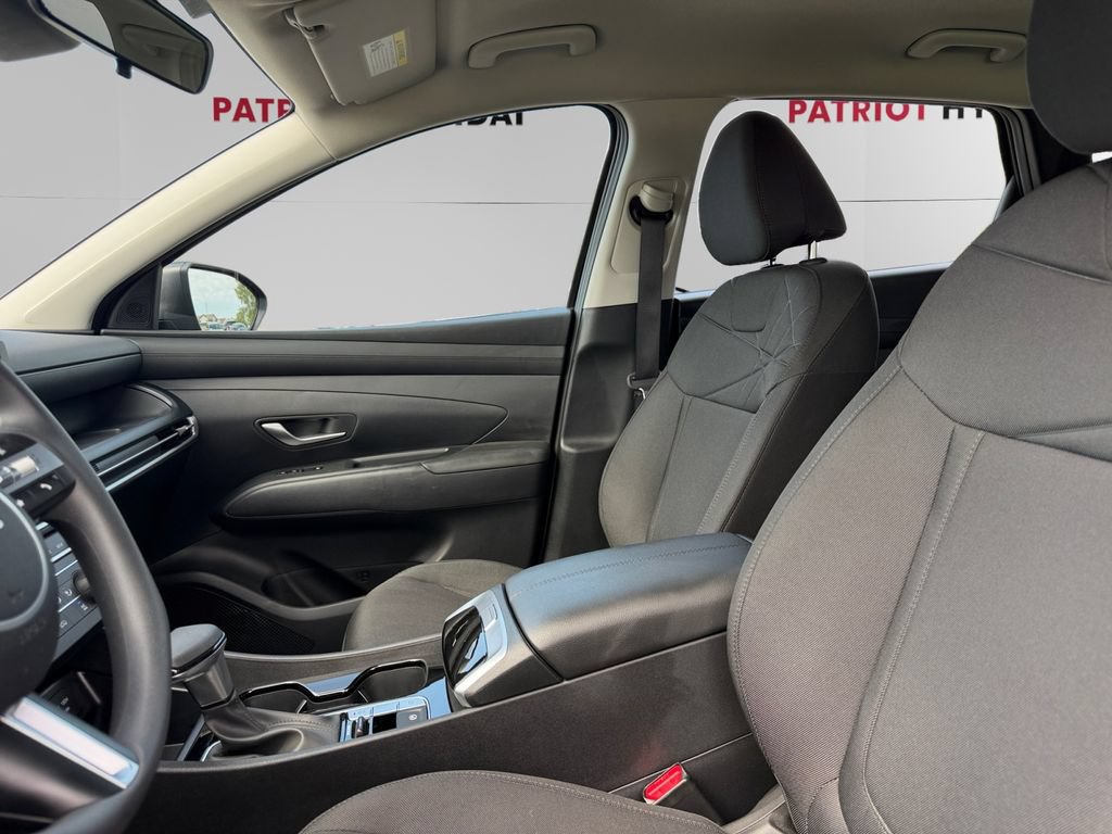 Used 2025 Hyundai Tucson SE AWD/4WD image 9