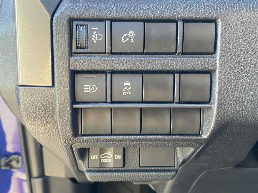Used 2024 Toyota Tacoma SR5 RWD image 17