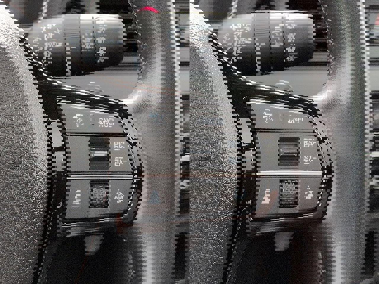 Used 2023 Honda Pilot Elite image 25