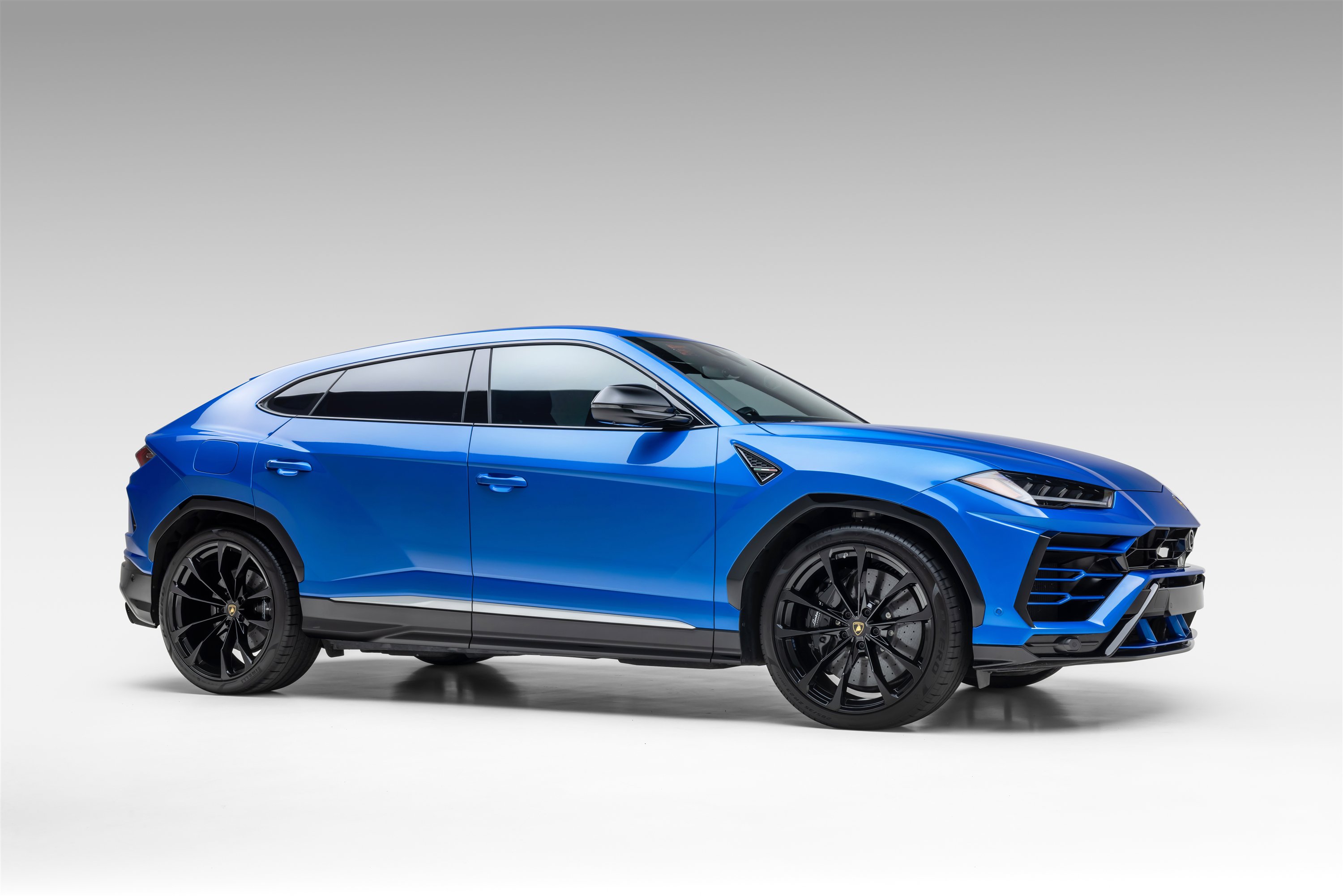 Used 2019 Lamborghini Urus image 17
