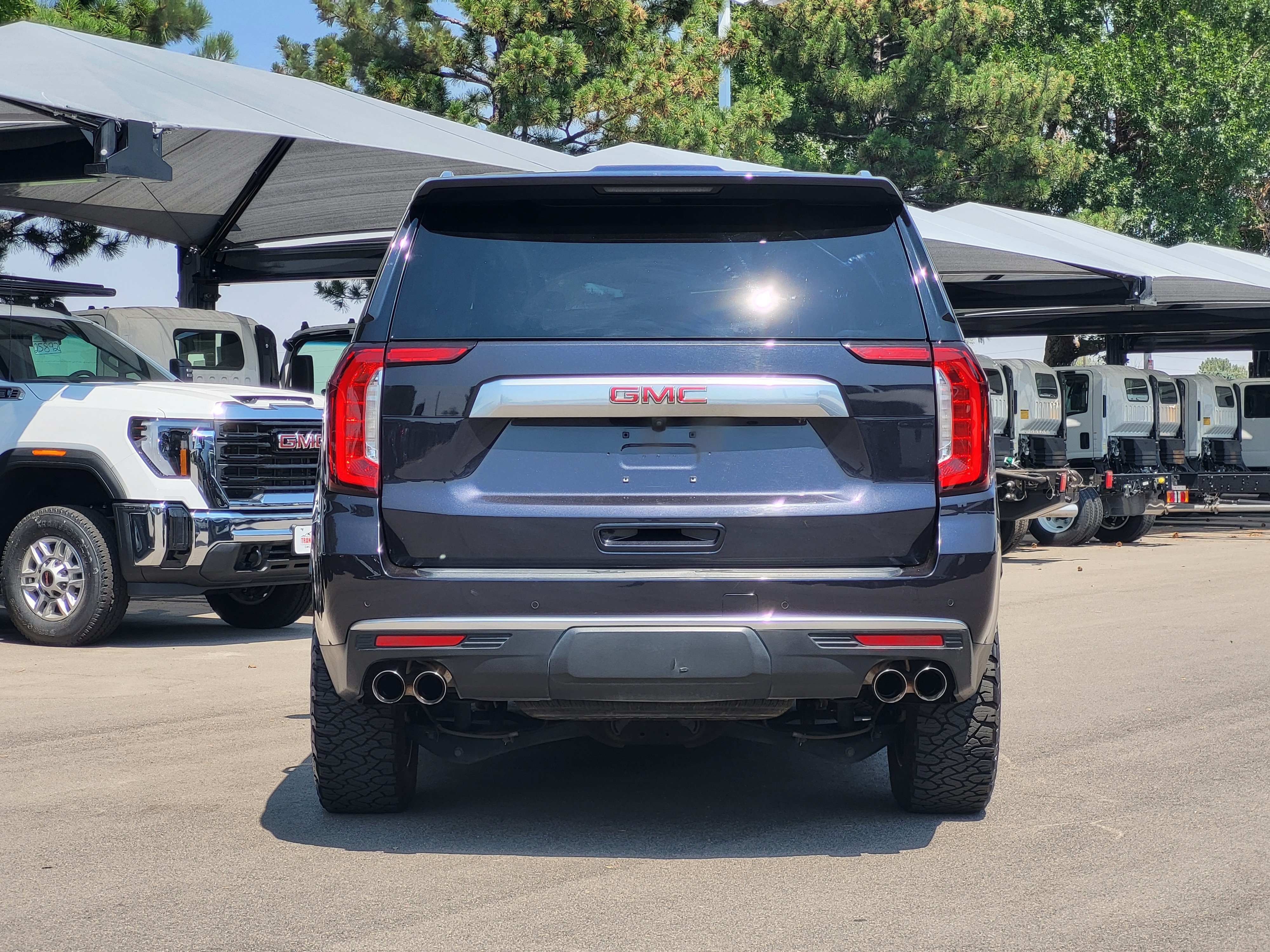 Used 2023 GMC Yukon Denali w/ LPO, Floor Liner Package AWD/4WD image 6