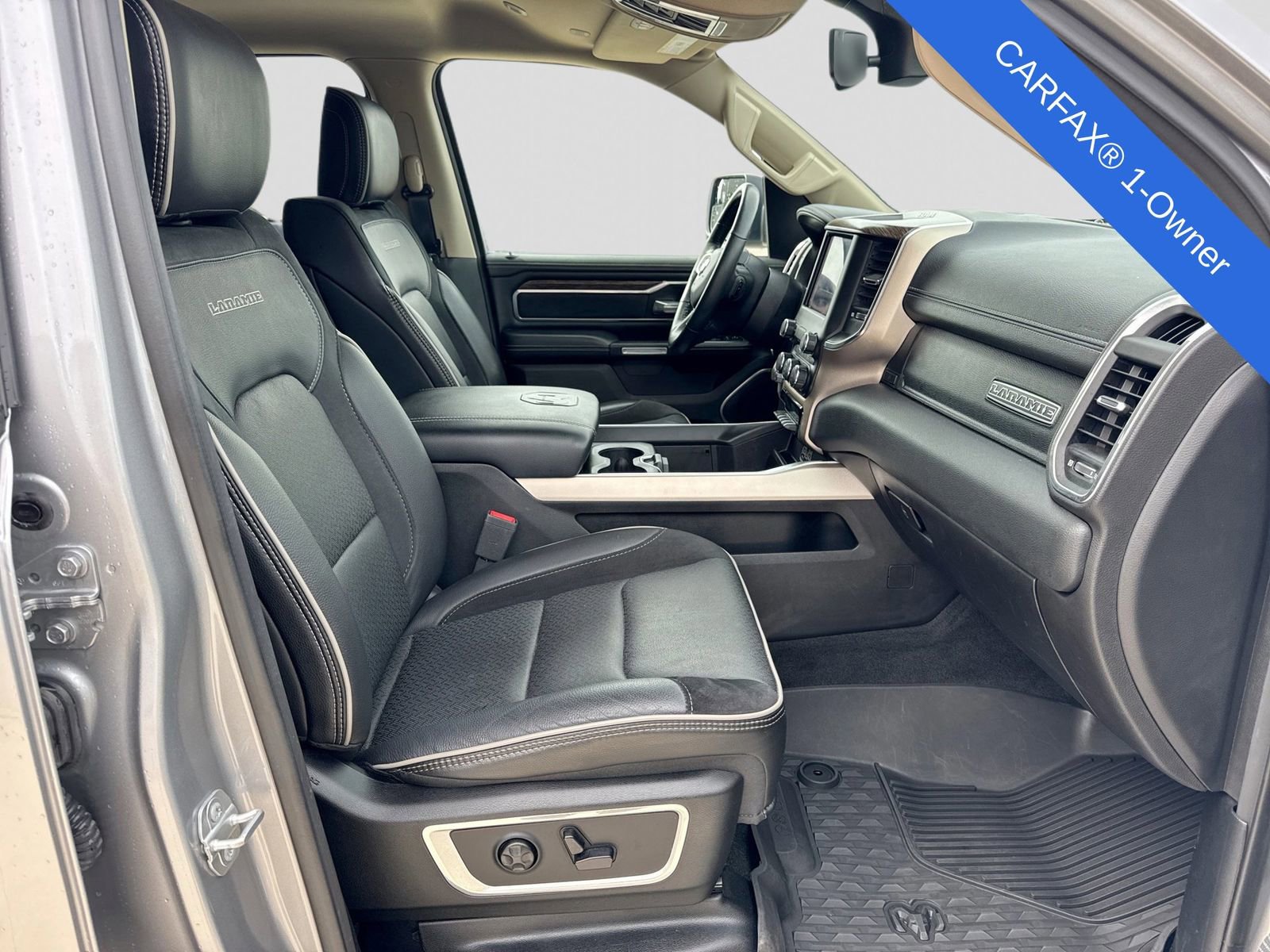 Used 2020 RAM 1500 Laramie AWD/4WD image 25