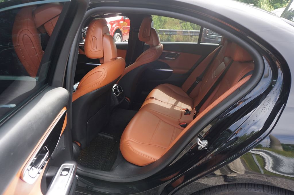 Used 2022 Mercedes-Benz C 300 Sedan w/ Exclusive Trim Package image 14