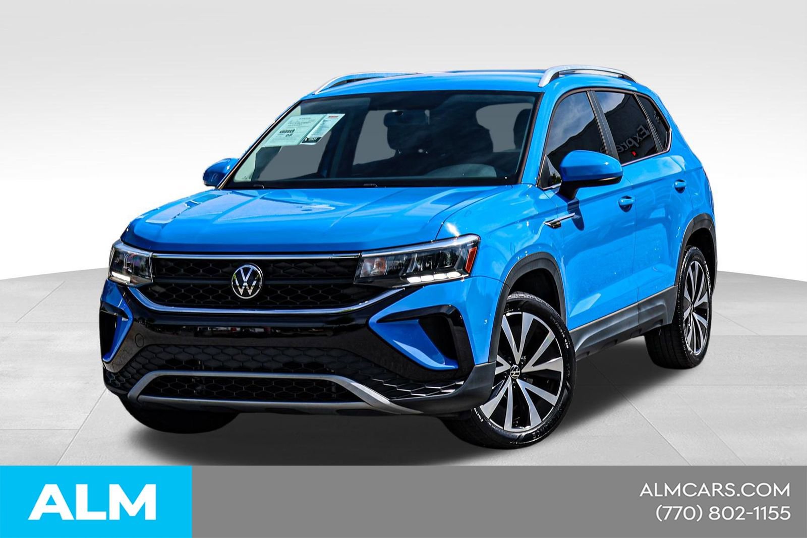 Used 2022 Volkswagen Taos SE FWD image 1