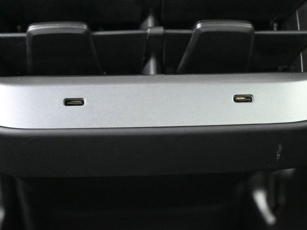 Used 2020 Tesla Model 3 Standard Range Plus image 16