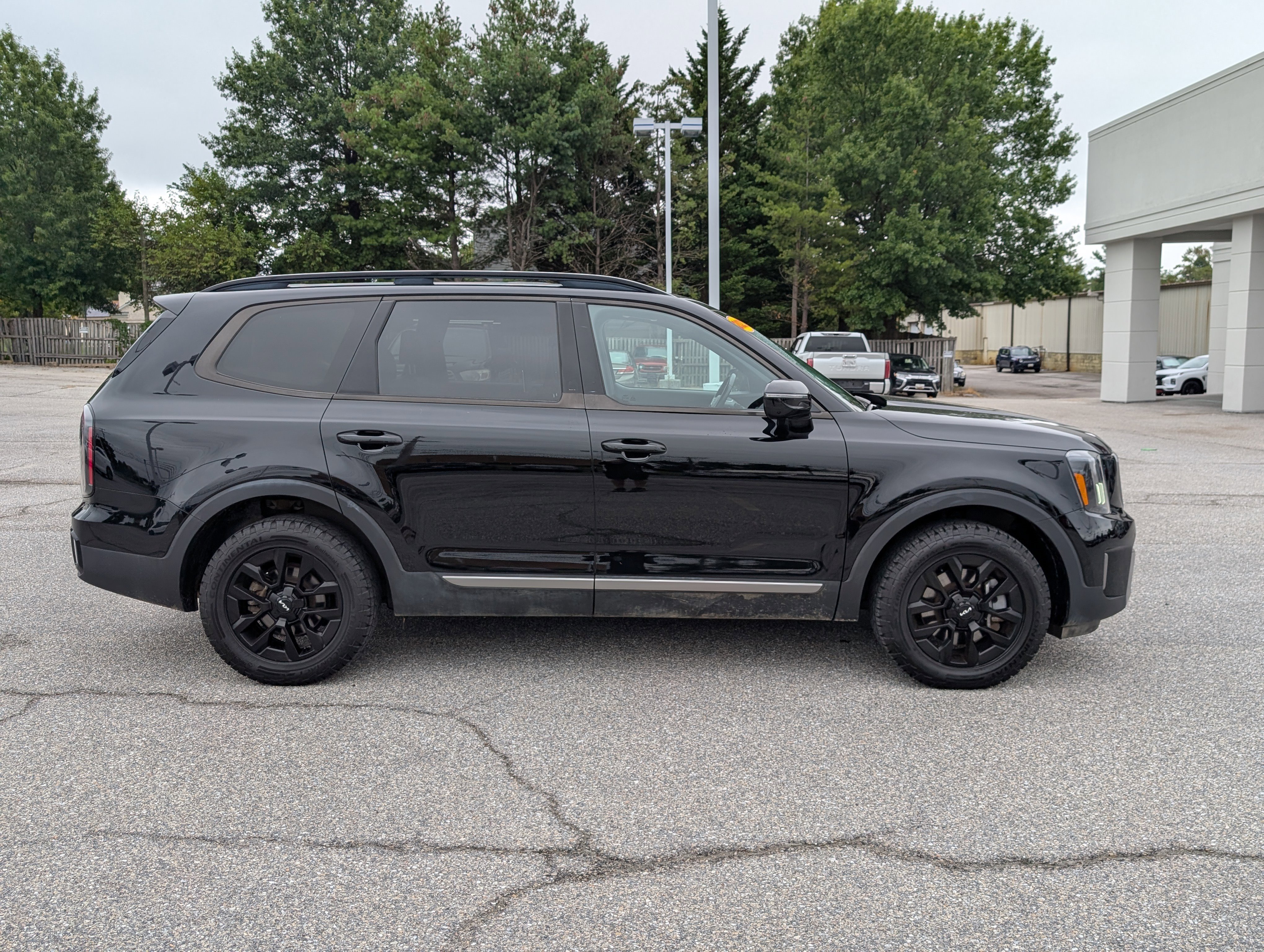 Used 2023 Kia Telluride SX X-Pro image 2