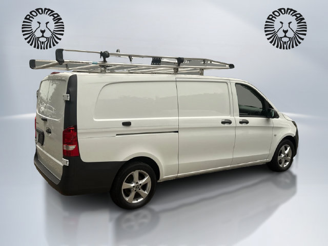 Used 2022 Mercedes-Benz Metris image 6