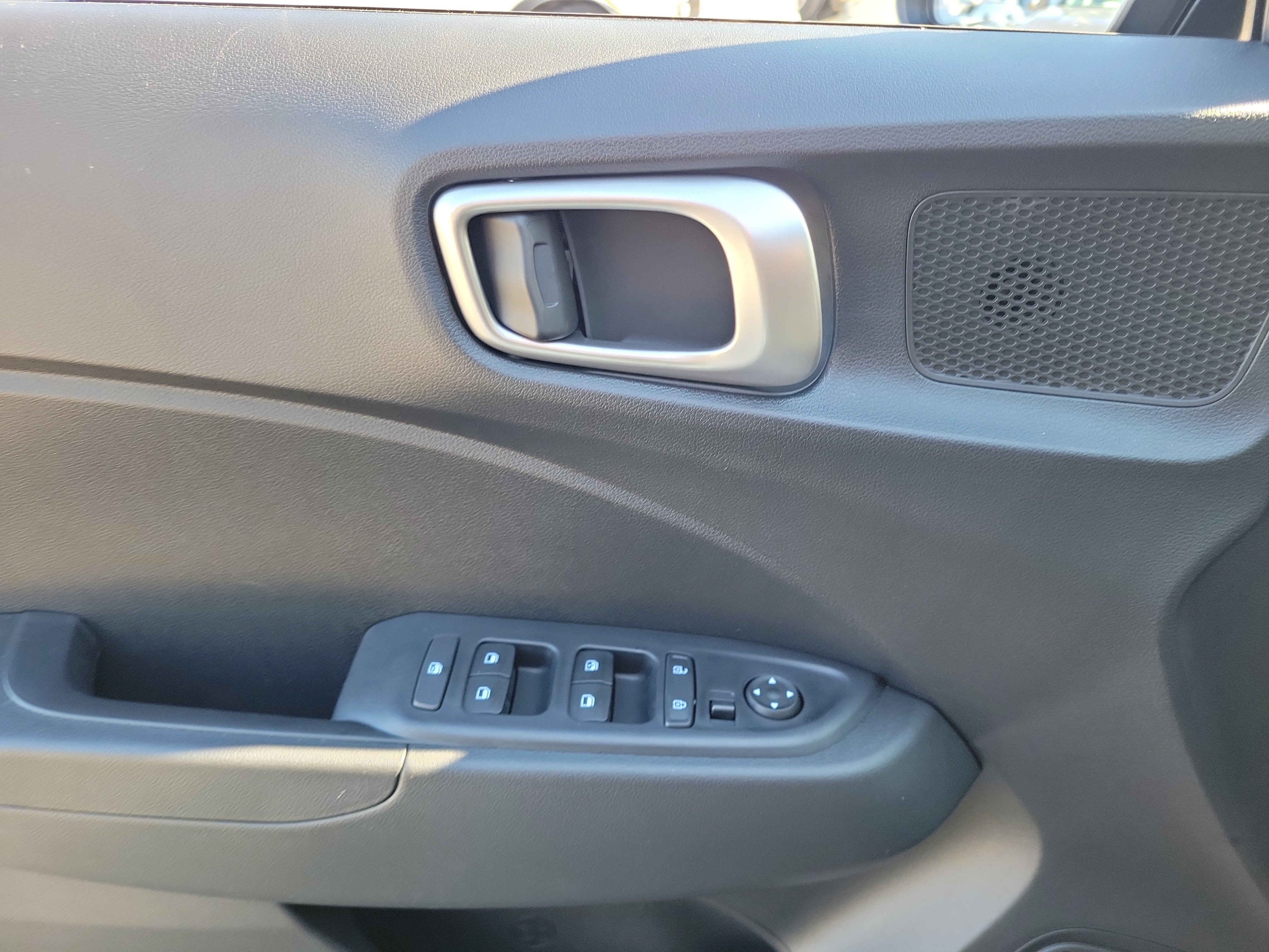 New 2026 Hyundai Venue SEL FWD image 17