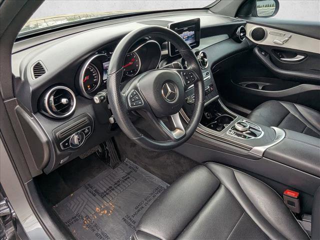 Used 2019 Mercedes-Benz GLC 300 4MATIC image 10