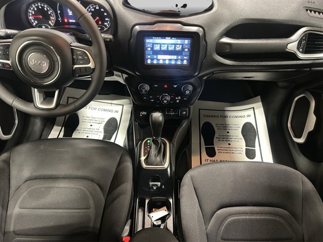 Used 2018 Jeep Renegade Latitude image 14