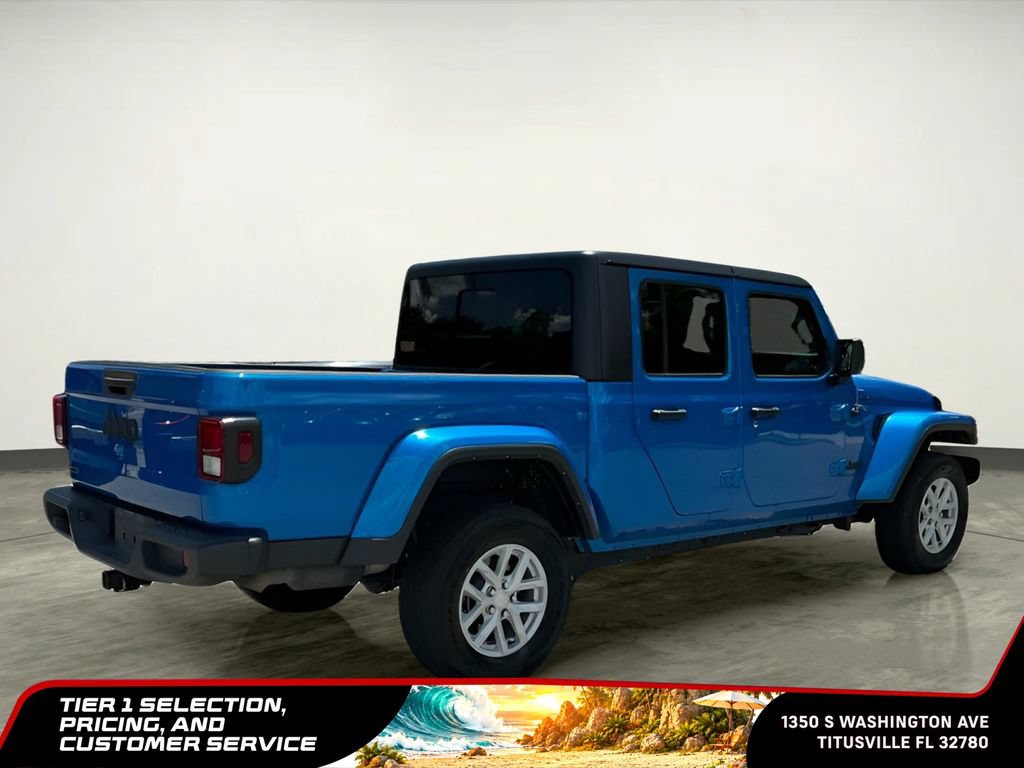 Used 2023 Jeep Gladiator Sport AWD/4WD image 11