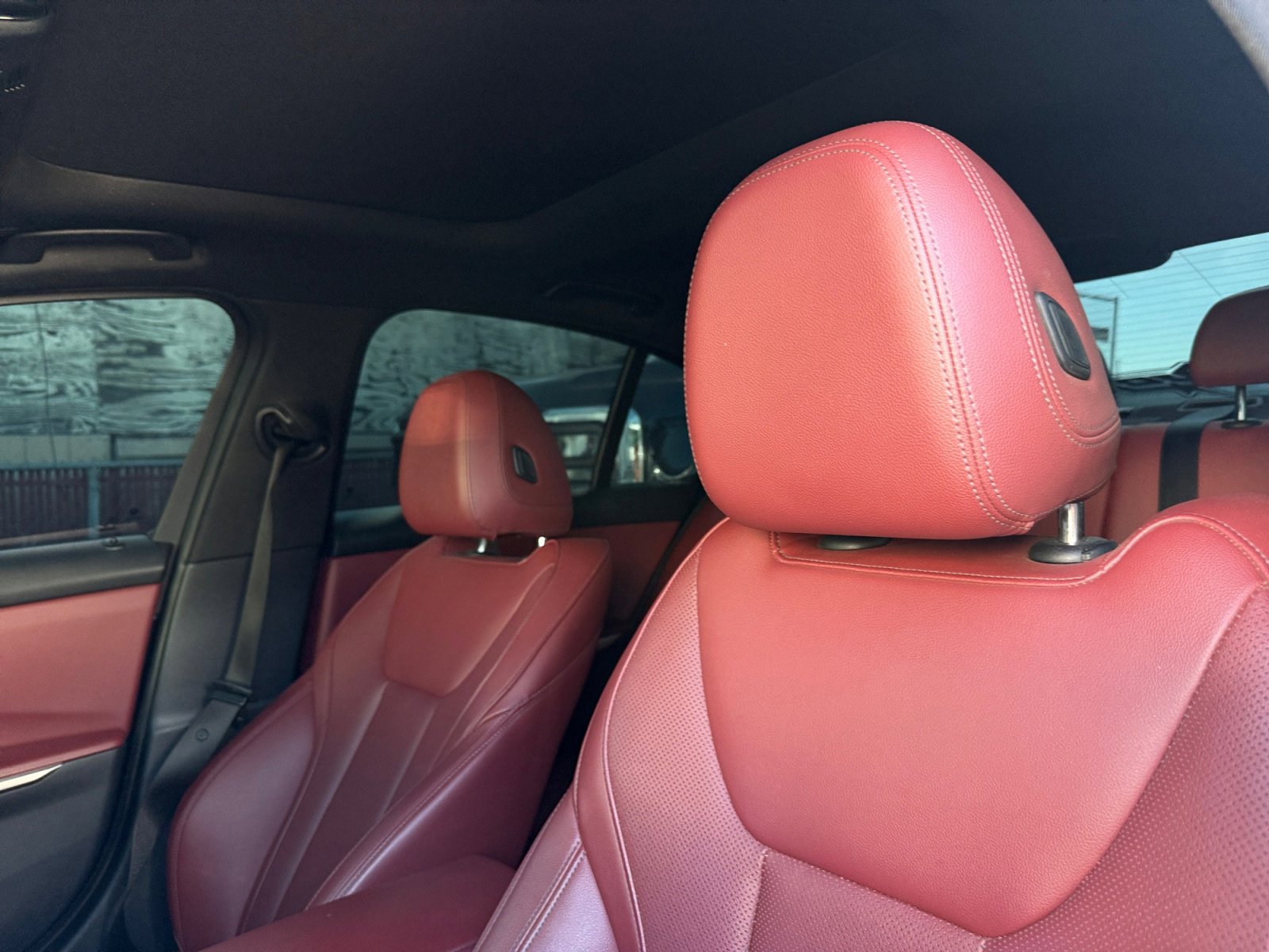 Used 2022 BMW 330i Sedan w/ Convenience Package image 14