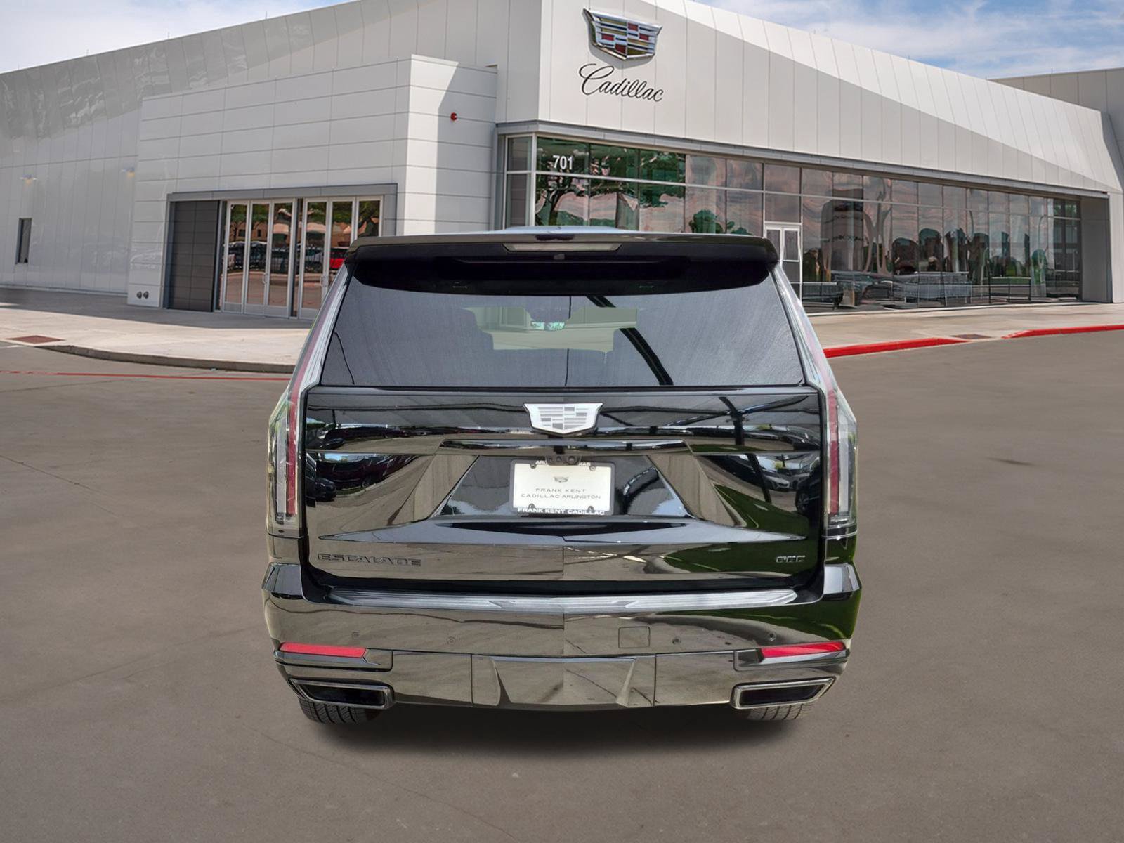 Certified 2025 Cadillac Escalade Sport Platinum w/ LPO, Floor Liner Package AWD/4WD image 5