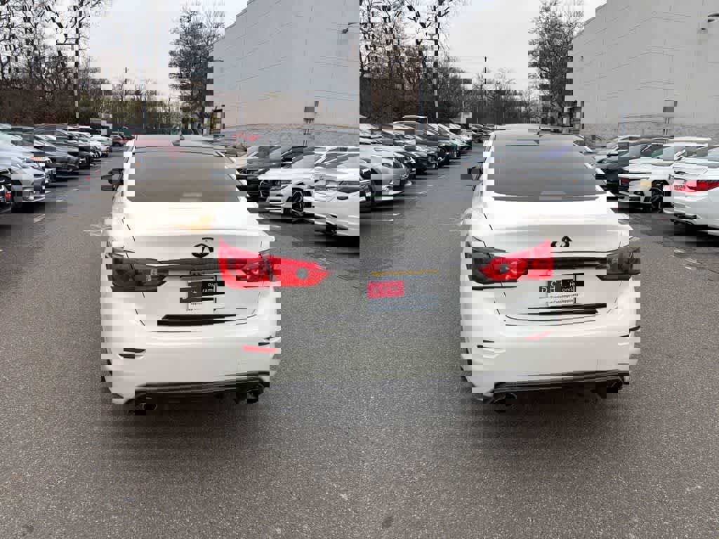 Used 2016 INFINITI Q50 Premium w/ 2.0T Premium Plus Package image 12