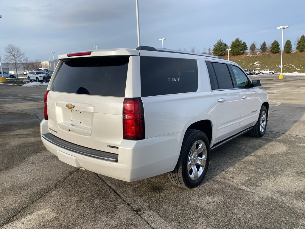 Used 2018 Chevrolet Suburban Premier image 3