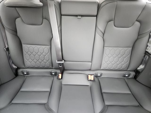 New 2026 Volvo XC60 T8 Plus w/ Climate Package AWD/4WD image 14