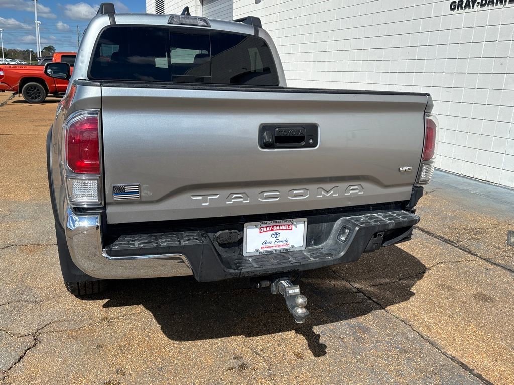 Used 2022 Toyota Tacoma TRD Off-Road image 30