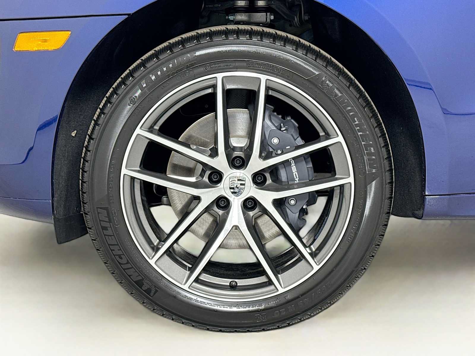 New 2026 Porsche Macan AWD/4WD image 33