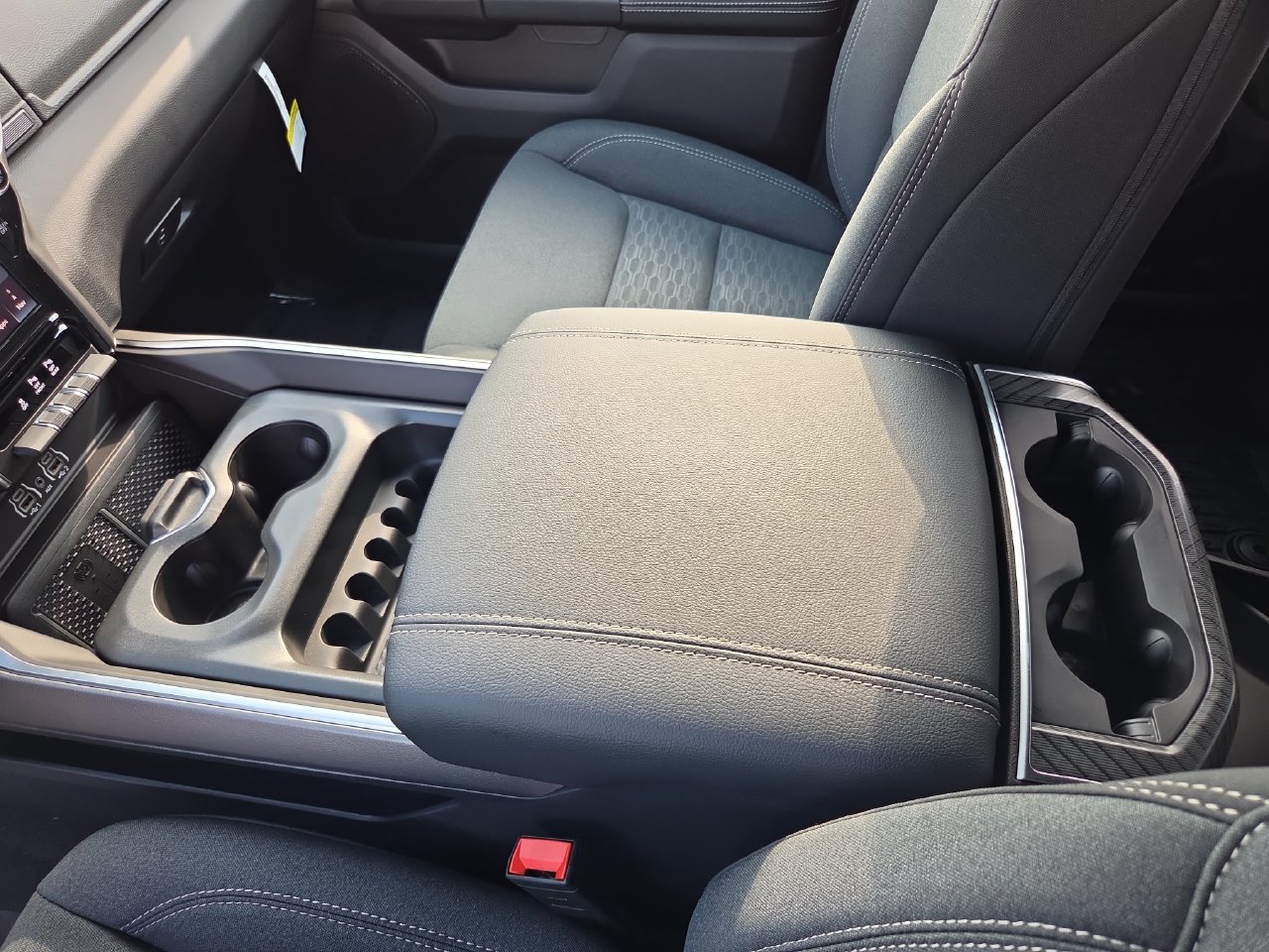 New 2026 RAM 1500 Big Horn AWD/4WD image 34
