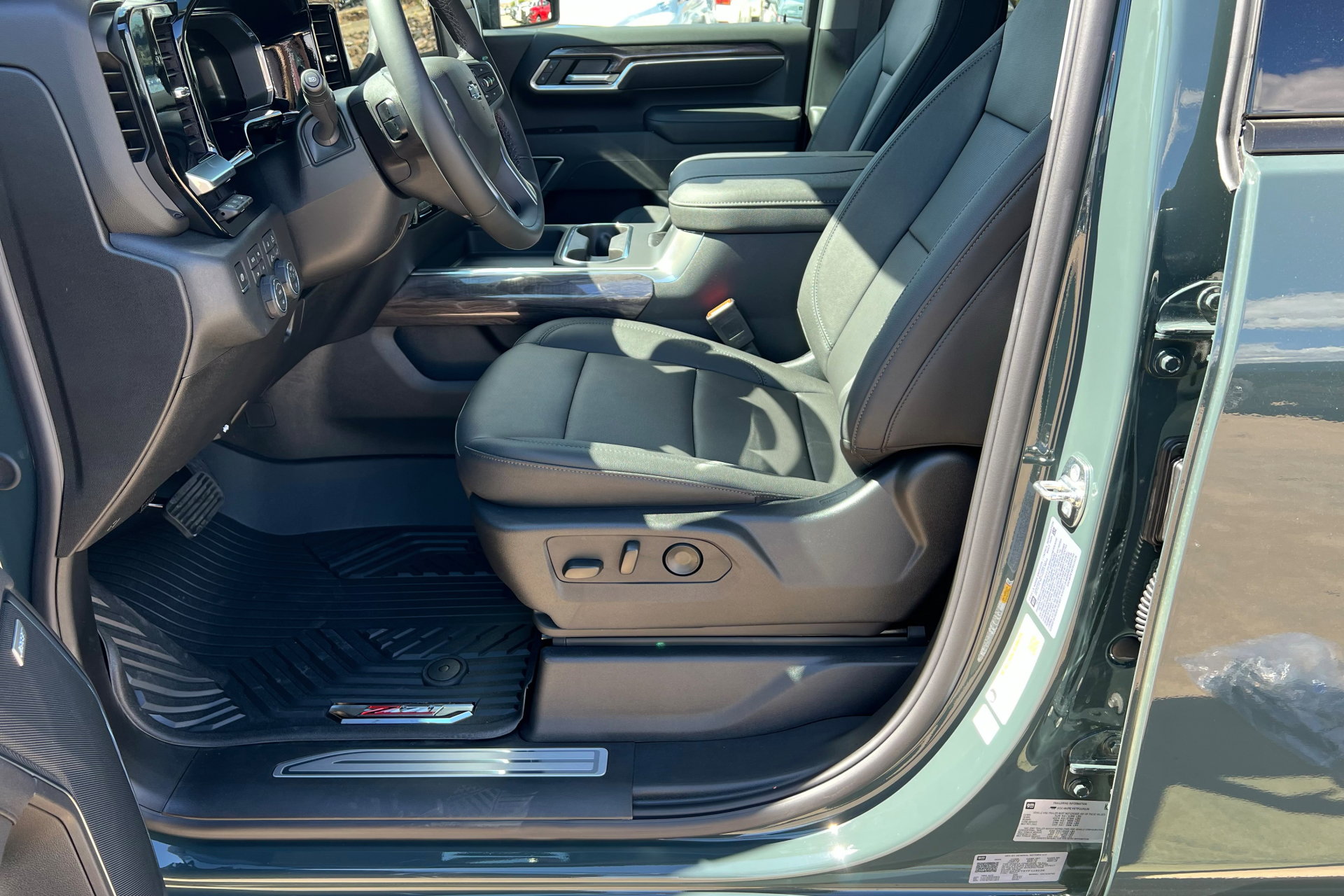 New 2026 Chevrolet Silverado 2500 LTZ w/ LTZ Plus Package image 18