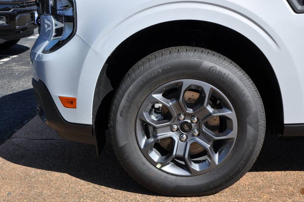 New 2025 Ford Maverick XLT w/ XLT Luxury Package image 9