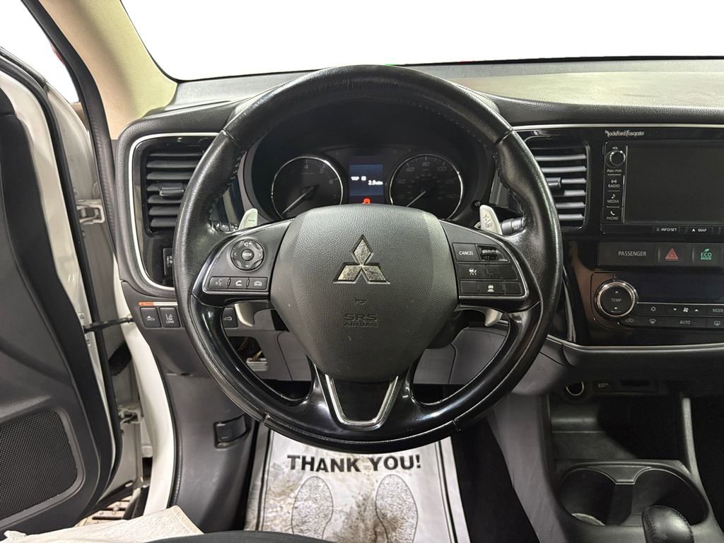 Used 2016 Mitsubishi Outlander GT image 13