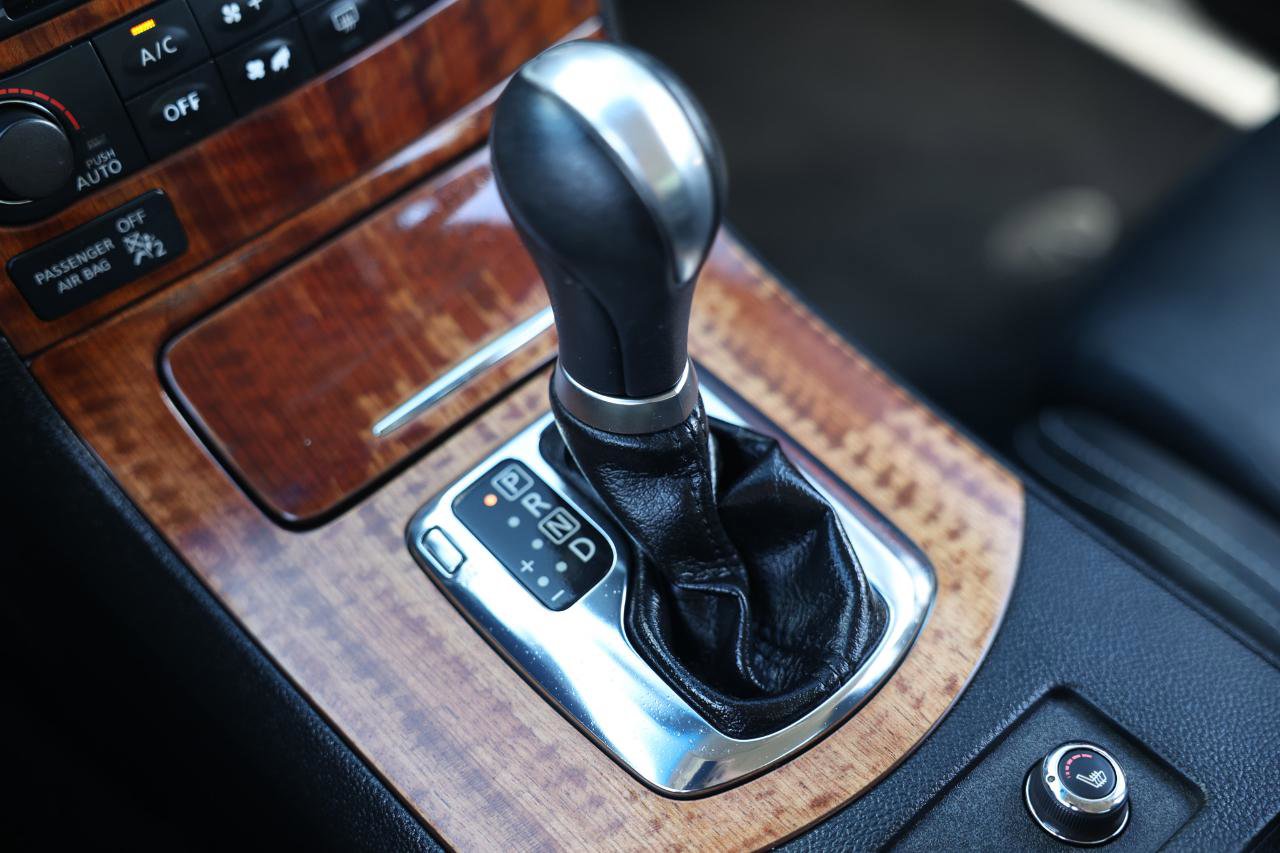 Used 2009 INFINITI G37 Journey w/ Premium Pkg image 35