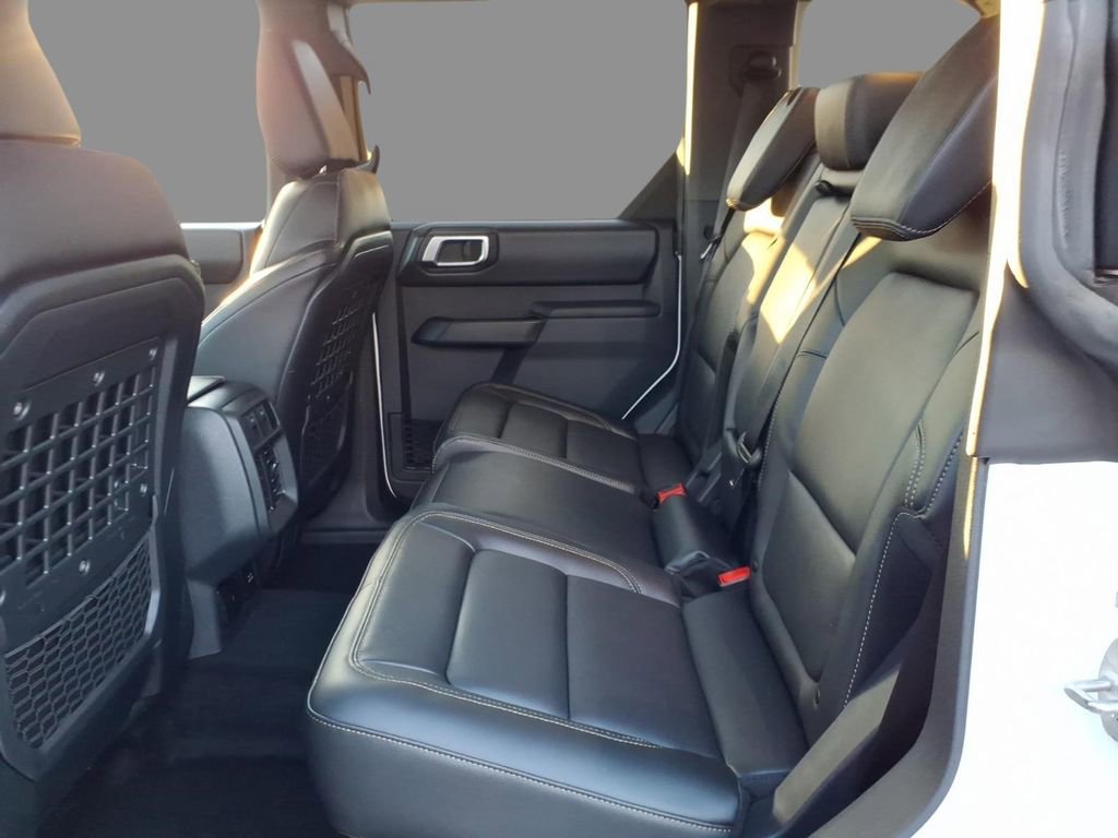 New 2025 Ford Bronco Badlands w/ Sasquatch Package image 5