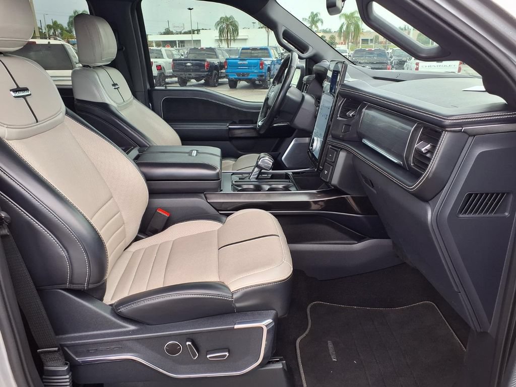 Used 2023 Ford F150 Lightning Platinum AWD/4WD image 13