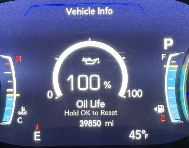 Used 2024 Chrysler Pacifica Touring-L FWD image 17