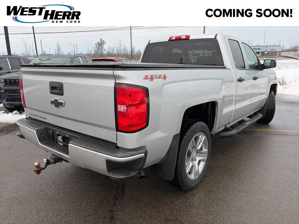 Used 2017 Chevrolet Silverado 1500 Custom w/ Custom Convenience Package image 2