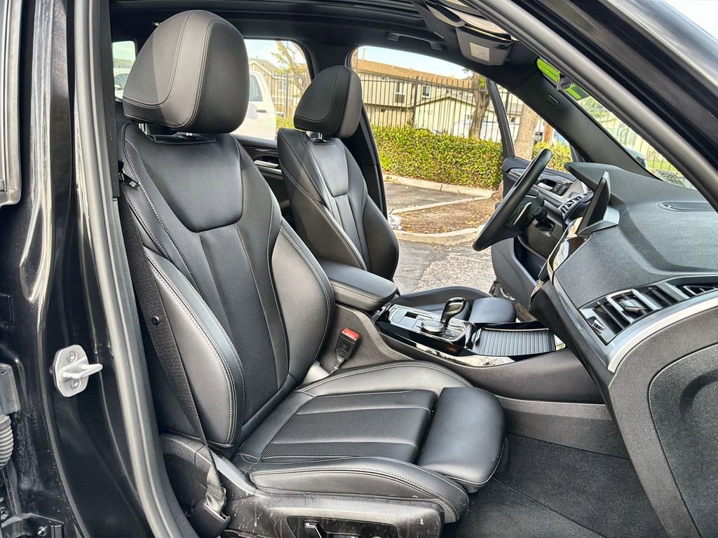 Used 2024 BMW X3 xDrive30i w/ Premium Essential Package image 26