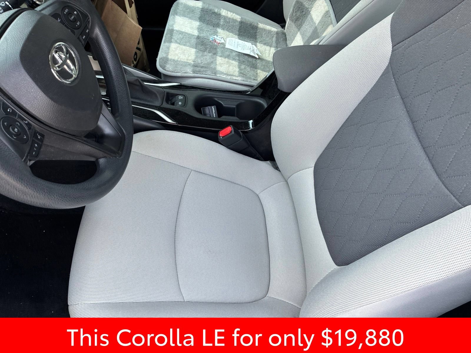 Used 2020 Toyota Corolla LE FWD image 9