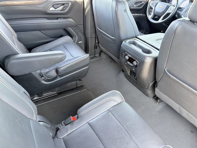 Used 2023 Chevrolet Suburban Premier image 24