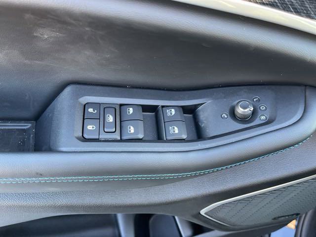 New 2024 Jeep Grand Cherokee Trailhawk w/ Advanced Protech Group II image 38