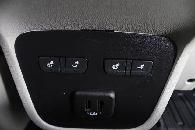 Used 2023 GMC Terrain Denali w/ Denali Premium Package image 20