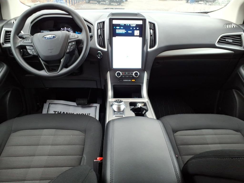Certified 2024 Ford Edge SEL w/ Convenience Package image 12