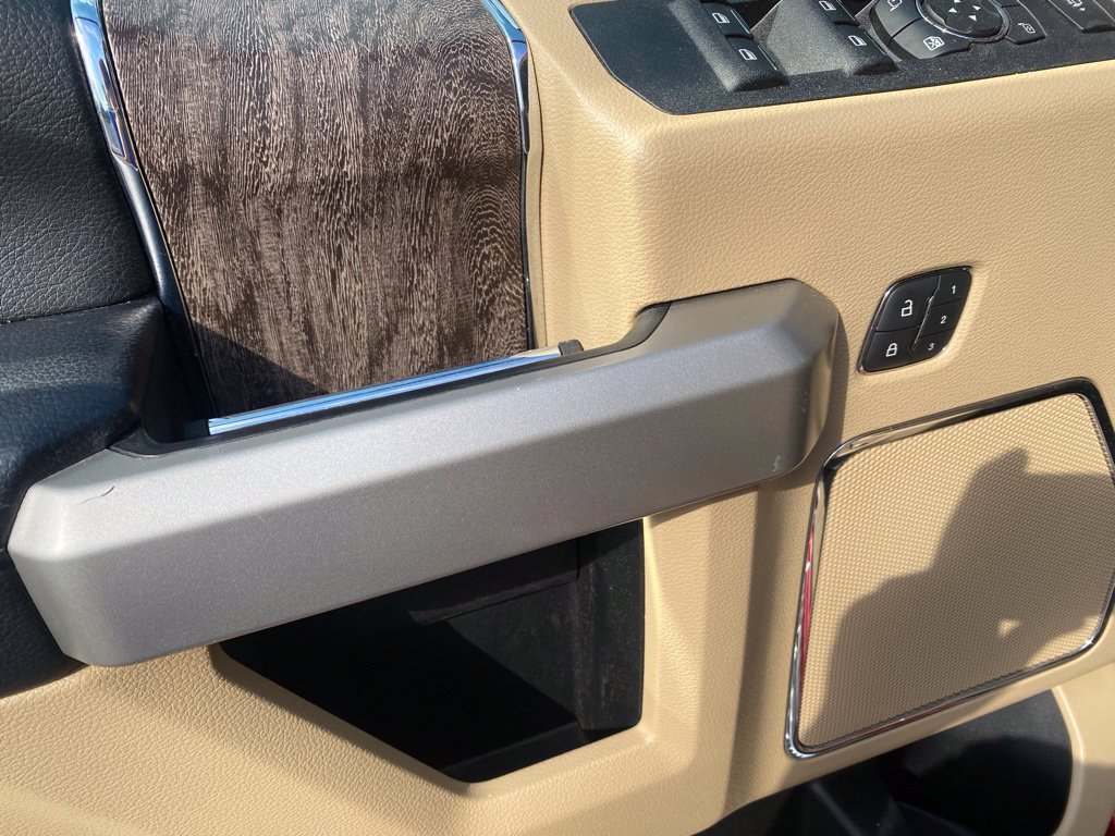 Certified 2019 Ford F250 Lariat w/ Lariat Value Package AWD/4WD image 15
