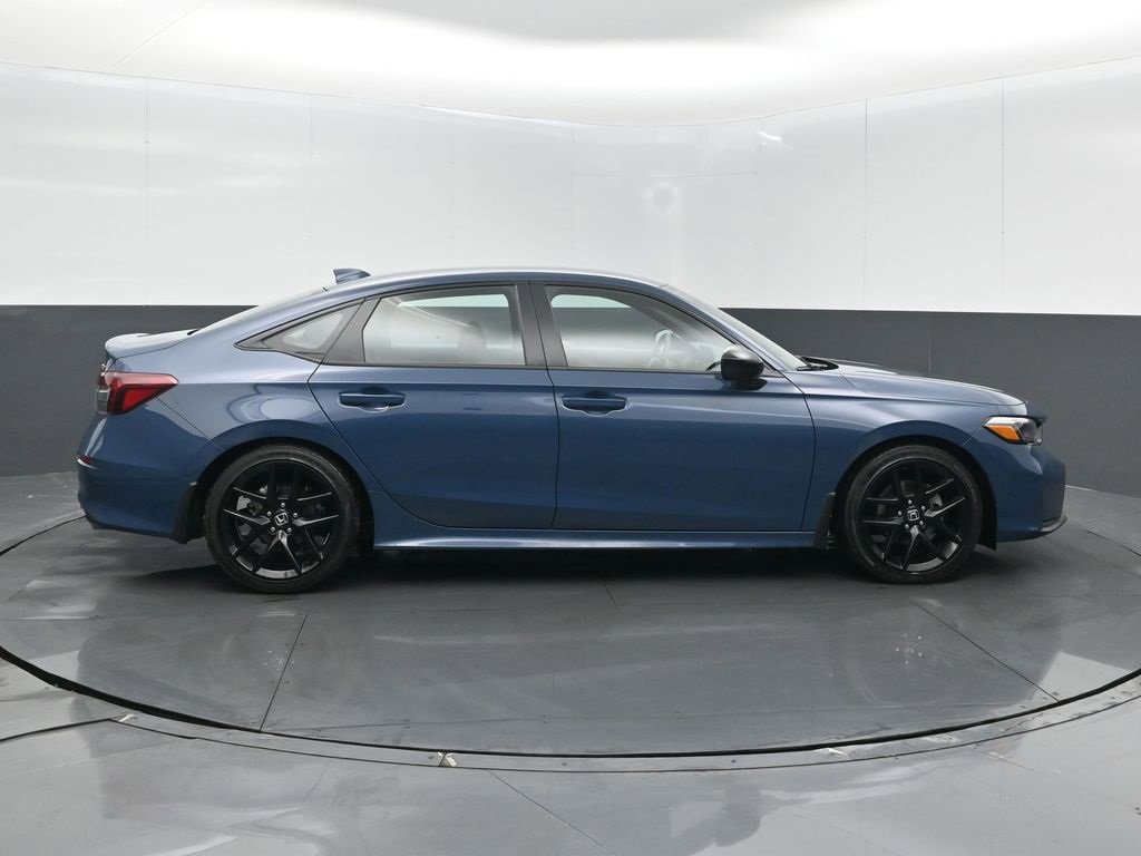 Used 2025 Honda Civic Sport image 25