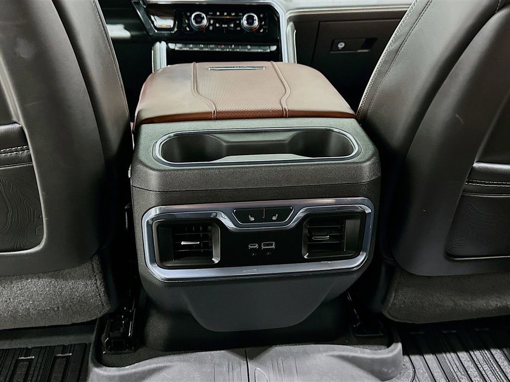 Used 2025 GMC Sierra 2500 Denali Ultimate image 27