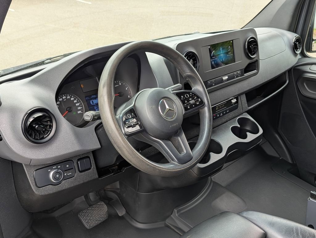 Used 2020 Mercedes-Benz Sprinter 3500 image 12