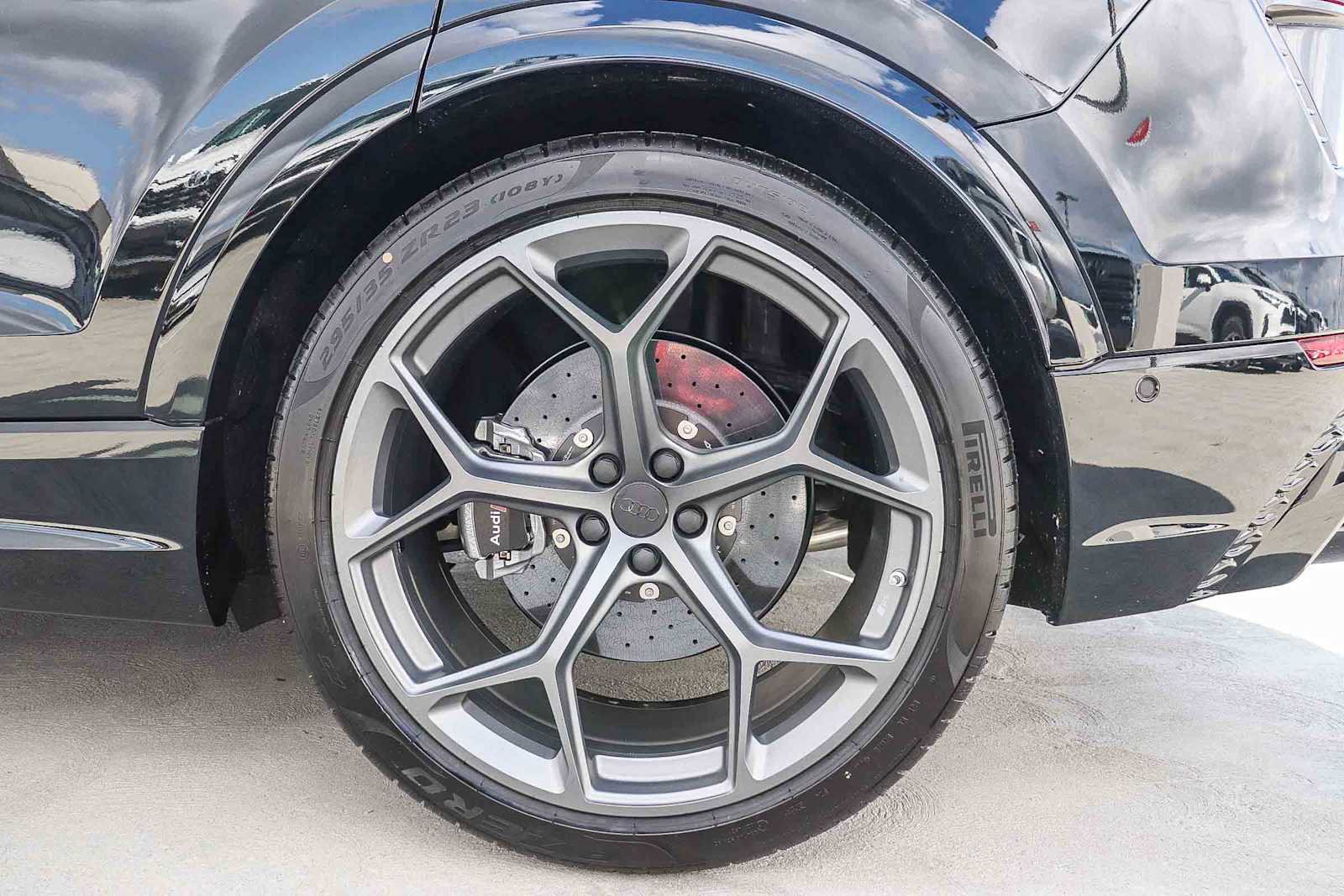 New 2026 Audi RS Q8 performance image 13