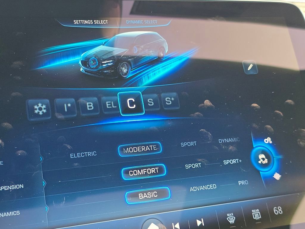 New 2026 Mercedes-Benz E 53 AMG 4MATIC Sedan image 33