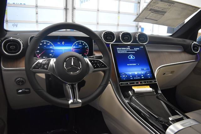 New 2027 Mercedes-Benz GLC 300 4MATIC image 24